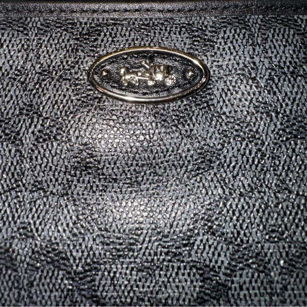 Coach Black and Blue Denim Signature Coated Canvas Corner Zip Wristlet NEW - Picture 3 of 12